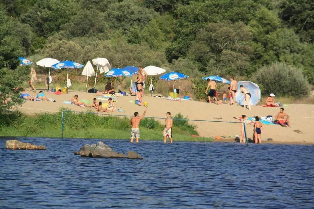 Bungalows, Camping Vega De Francia Sotoserrano Exteriér fotografie
